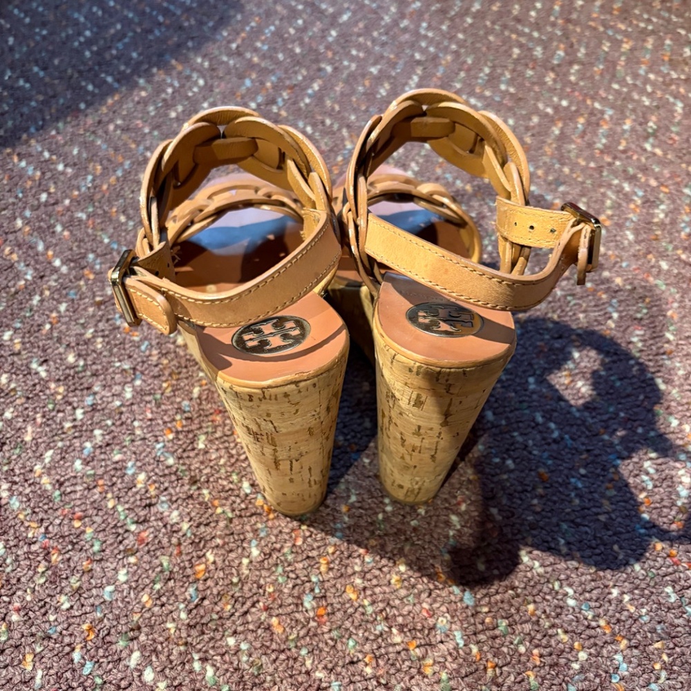 Tory Burch Cork Calyca Wedge Leather Sandal Heels - Picture 4 of 4